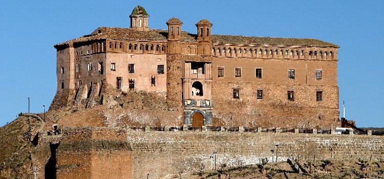 Castillo Palacio «El Papa Luna»